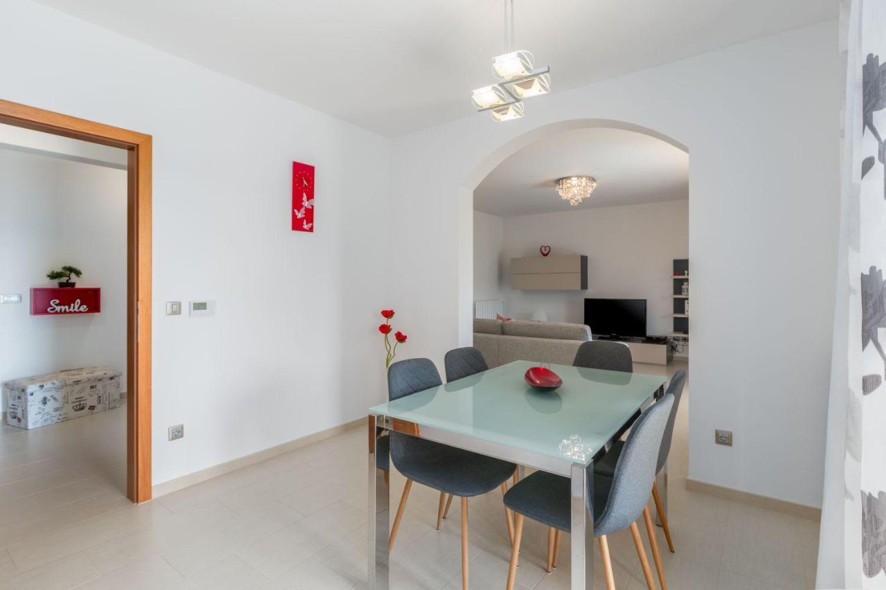 Villa Lori Nova Vas  Екстер'єр фото